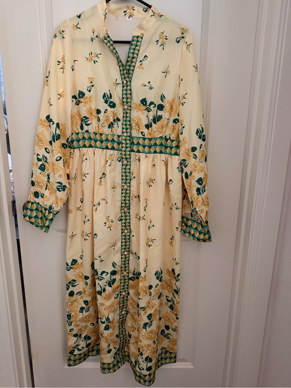 NWOT Floral Tie-Waist Midi Dress in Cream and Green